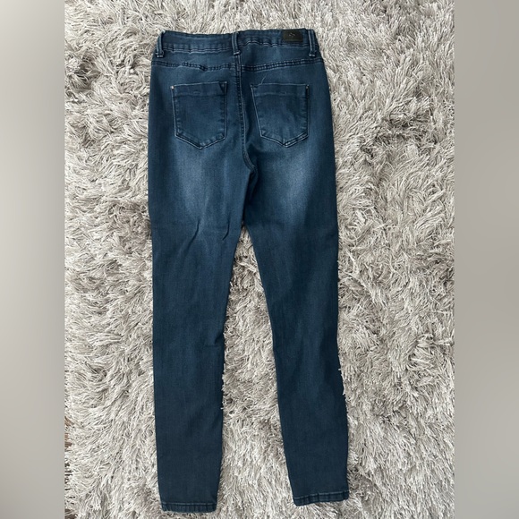 Dark wash blue jeans - Picture 2 of 8